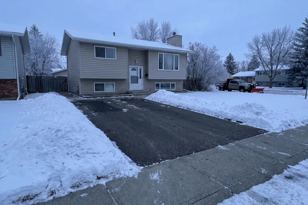 Commercial Snow Removal in Sherwood Park